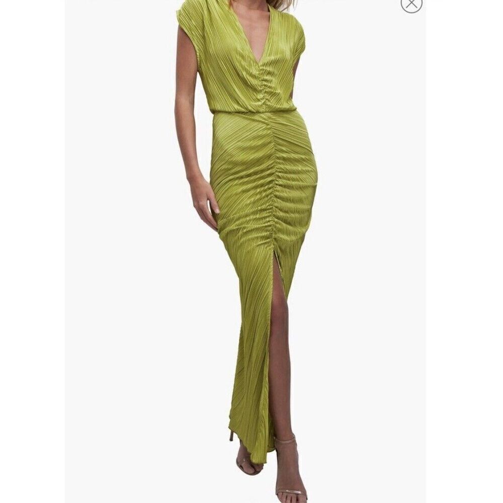 Good American ALWAYS FITS PLISSÉ MAXI DRESS IN CHARTRUSSE001 Women’s Size 1/2